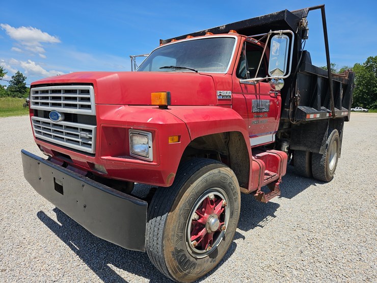 1993-ford-f800-image-1