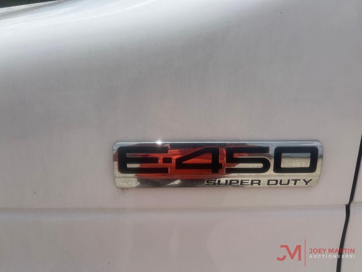 2010-ford-e450-sd-image-6