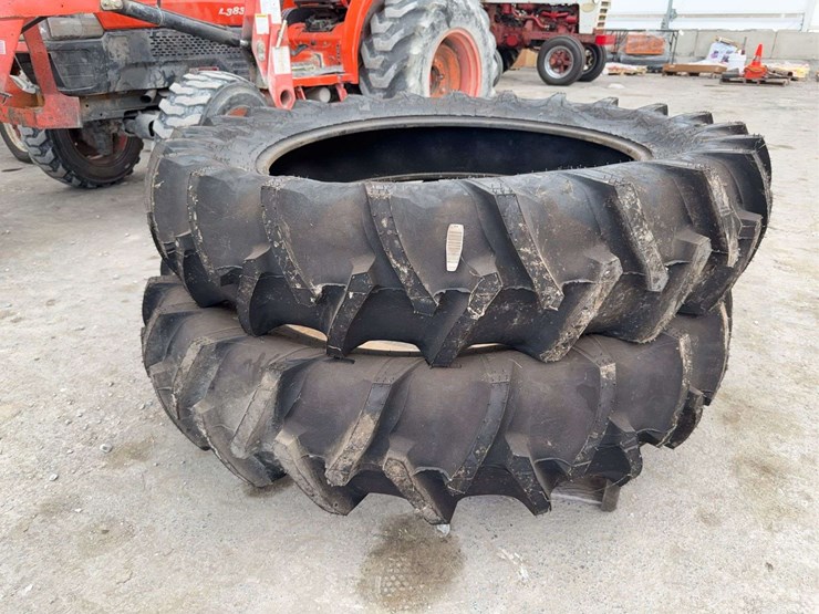 new-firestone-13.6–38-tractor-tires-image-1