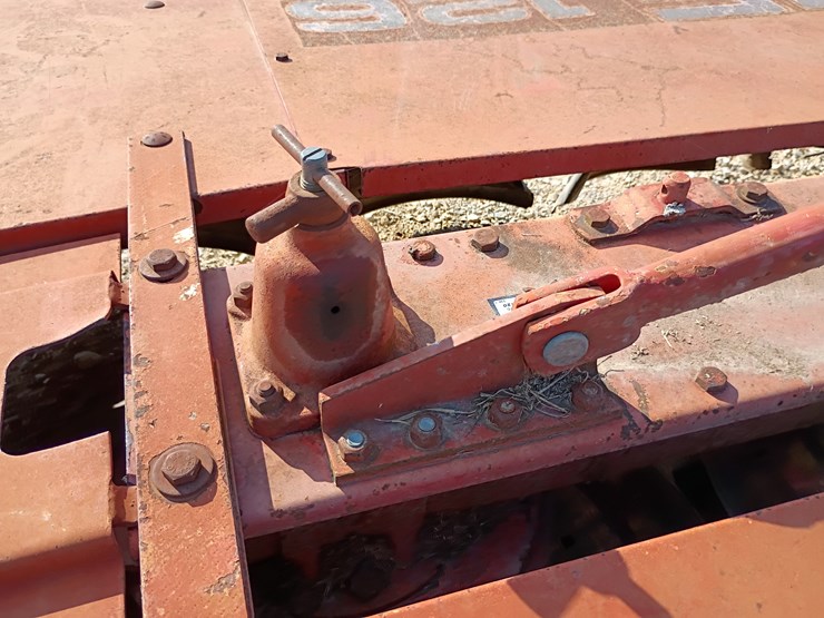 massey-ferguson-7-image-17