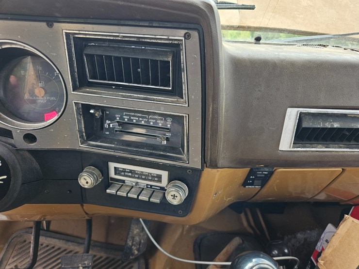 1984-chevrolet-k10-image-43