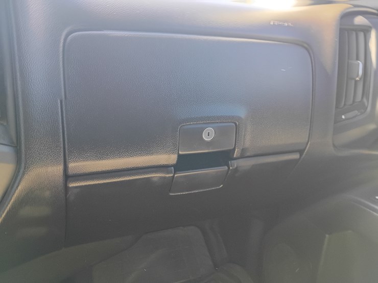 2014-chevrolet-silverado-image-42