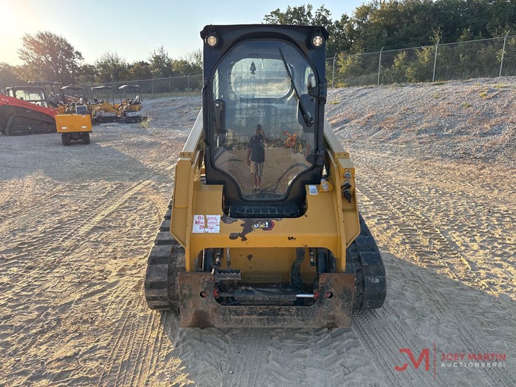 2021-caterpillar-259d3-image-5