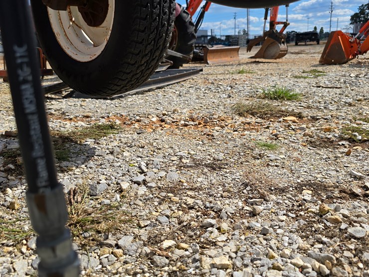 2000-h-&-s-bf16-image-34