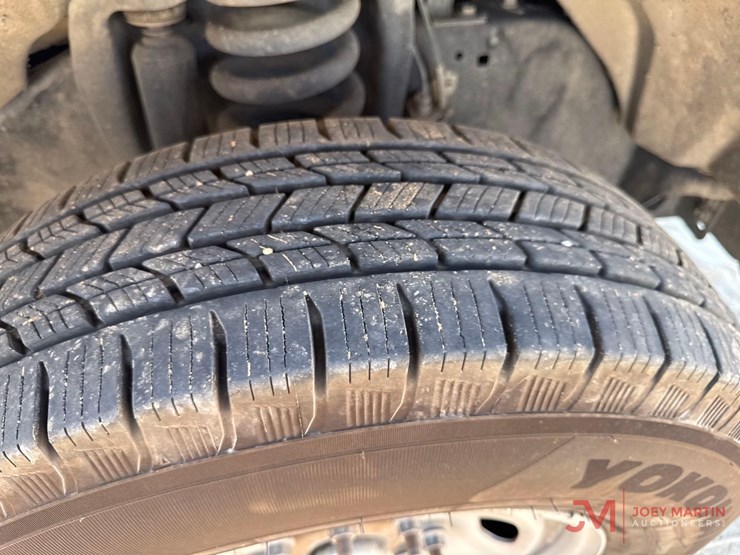 2017-ford-f250-xl-image-12