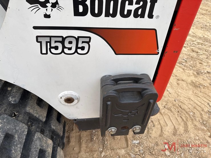 2019-bobcat-t595-image-9