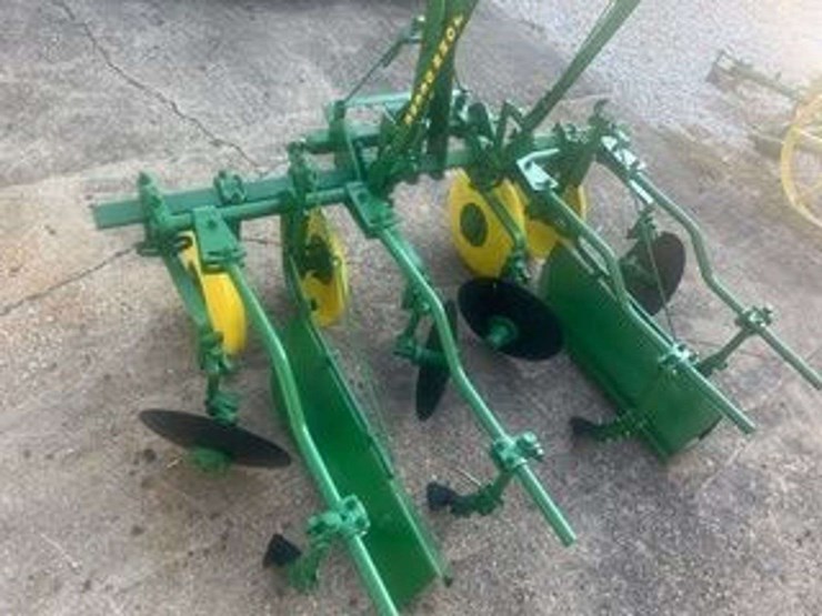 john-deere-3-point-lister-cultivator-image-2