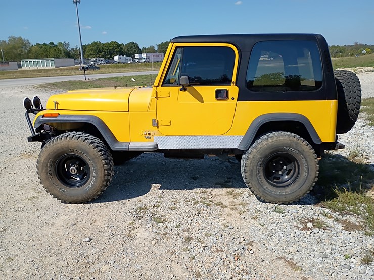 1995-jeep-wrangler-image-4