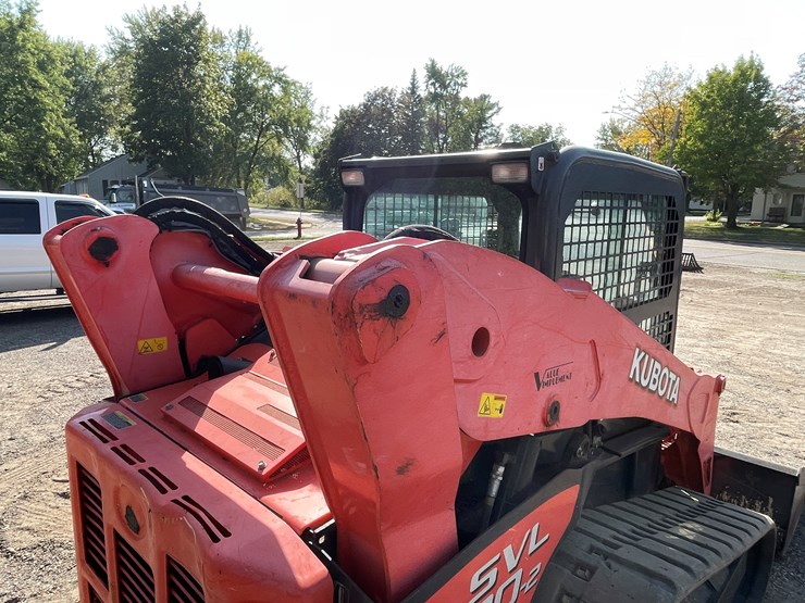 kubota-svl90-2-image-35