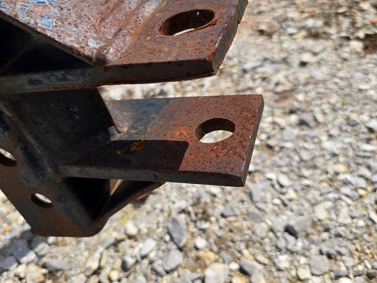 2000-h-&-s-bf16-image-32