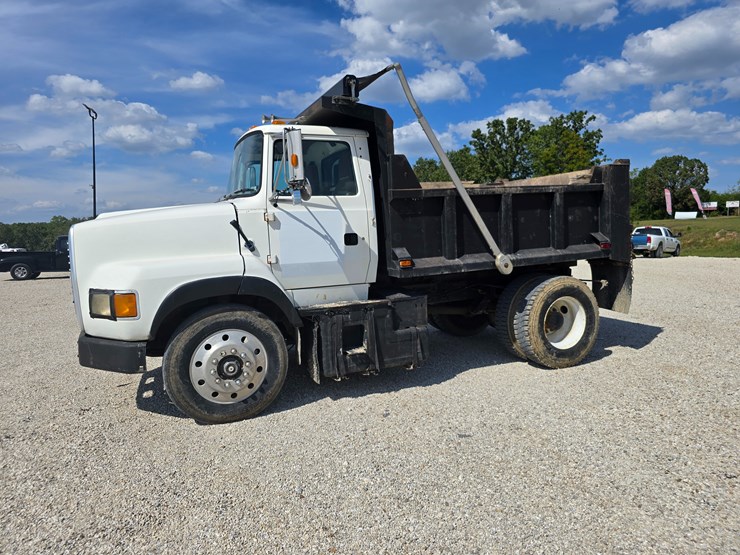 1994-ford-lta9000-image-5