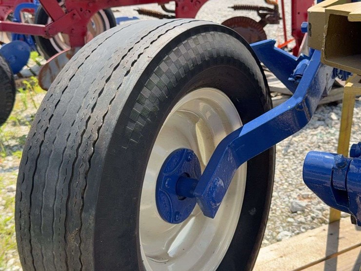 2-bottom-2-way-plow-image-8