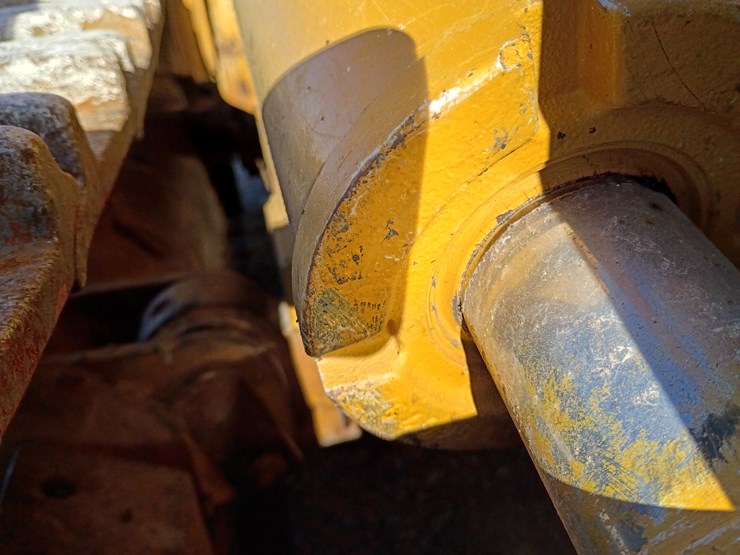 2002-caterpillar-953c-image-115