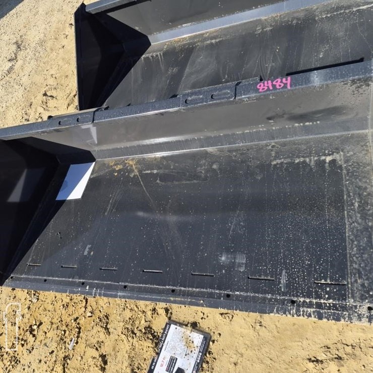 WOLVERINE TDB-11-78W MATERIAL BUCKET