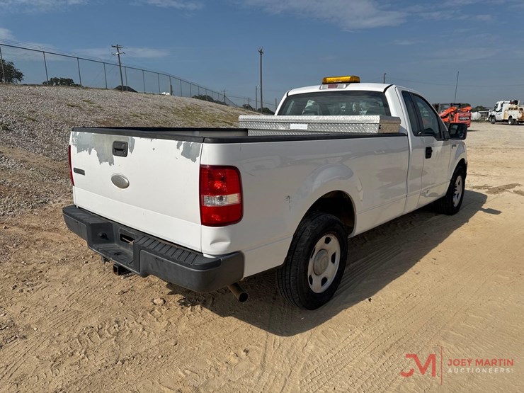 2007-ford-f150-xl-image-2