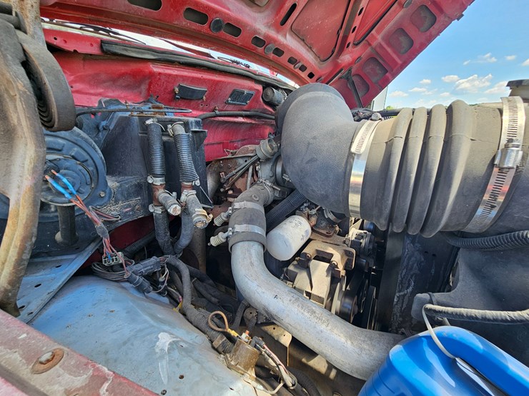 1993-ford-f800-image-32