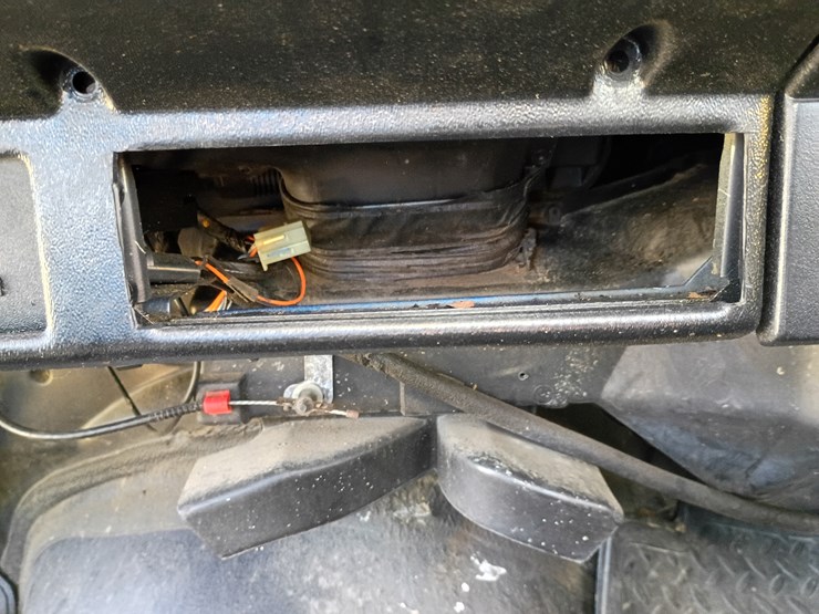 1995-jeep-wrangler-image-39