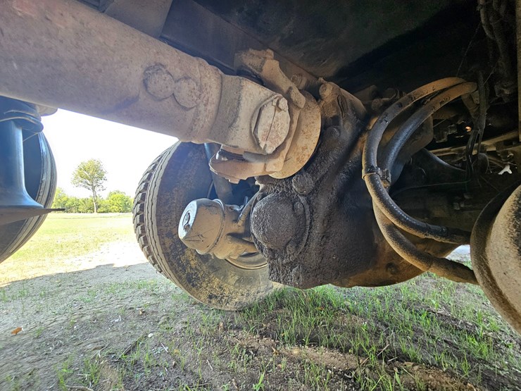 2006-sterling-l9500-image-130