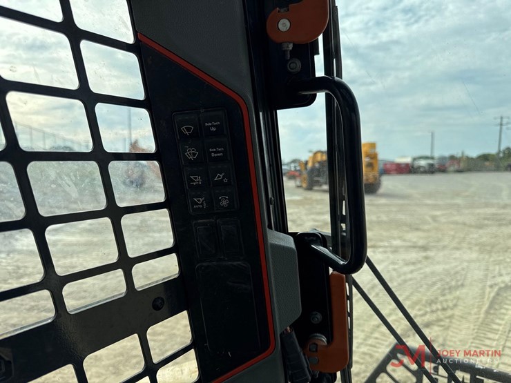 2022-bobcat-t76-image-20