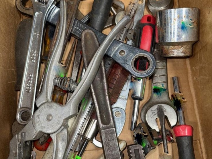 lot-of-asst-wrenches,-sockets-and-hand-tools,-some-craftsman,-and-more-image-3
