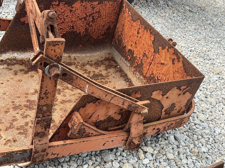 allis-chalmers-coupler-dirt-scoop-image-13