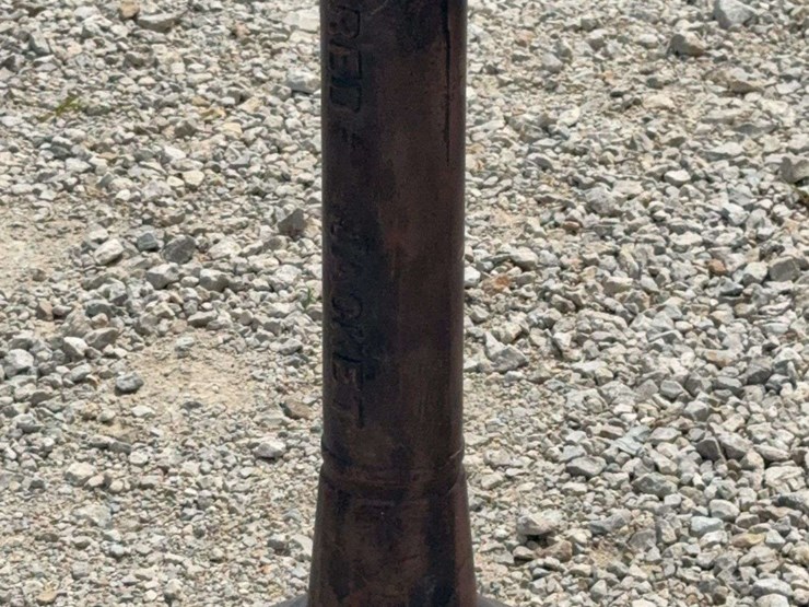red-jacket-u21-pump-image-8