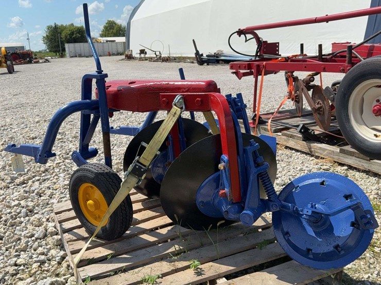 2-bottom-fast-hitch-disc-plow-image-5