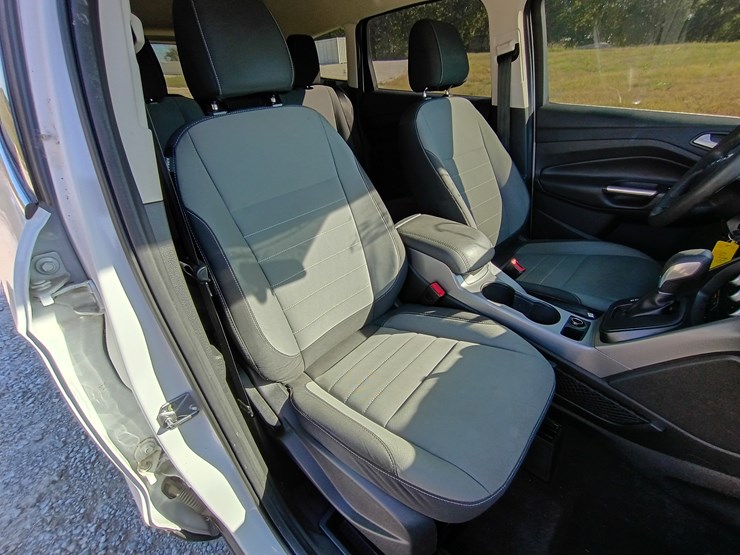 2016-ford-escape-image-37