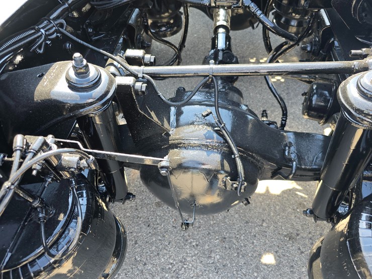 2014-peterbilt-388-image-138