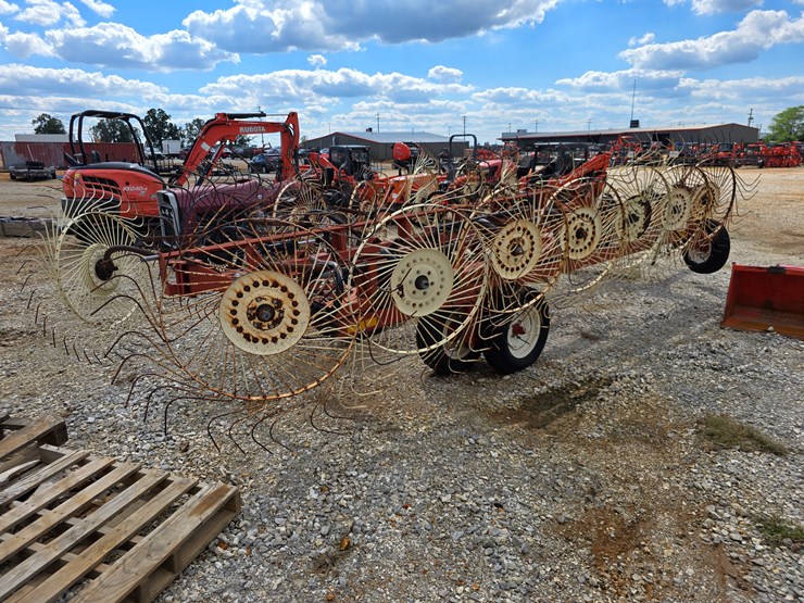 2000-h-&-s-bf16-image-19