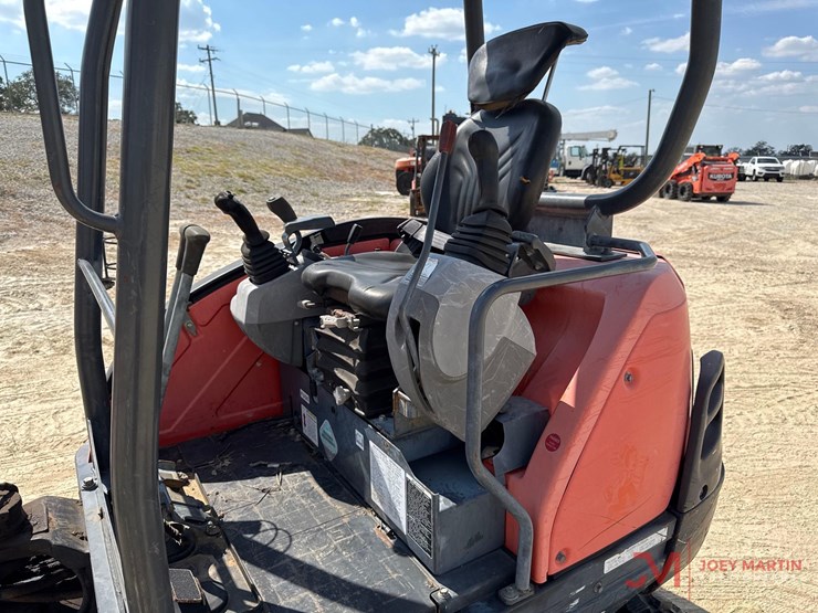 2014-kubota-kx71-3s-image-15