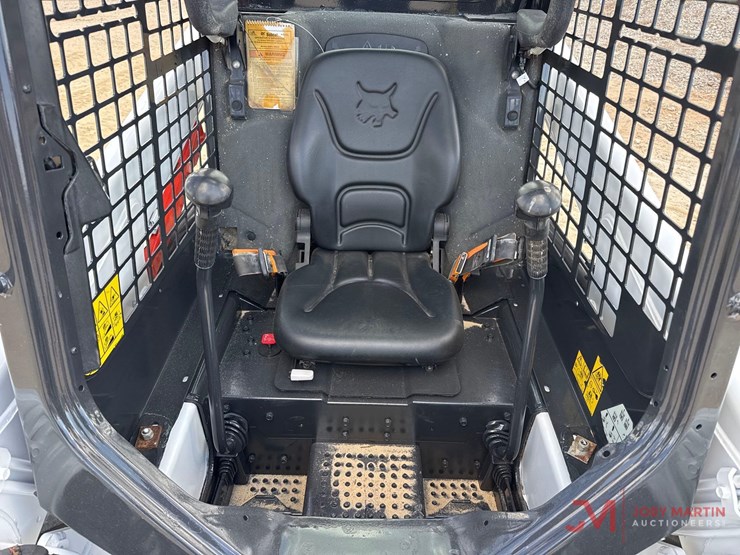 2021-bobcat-s450-image-14