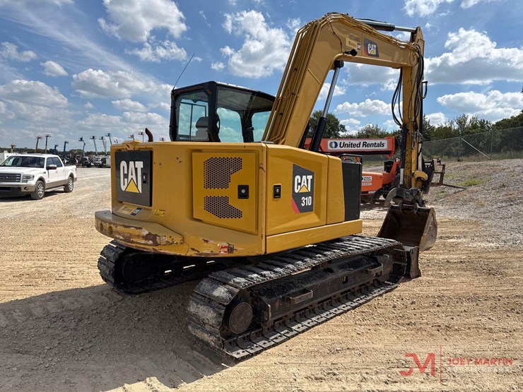 2019-caterpillar-310-image-3