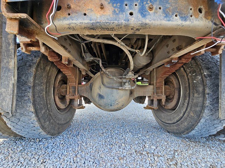 1993-ford-f800-image-82