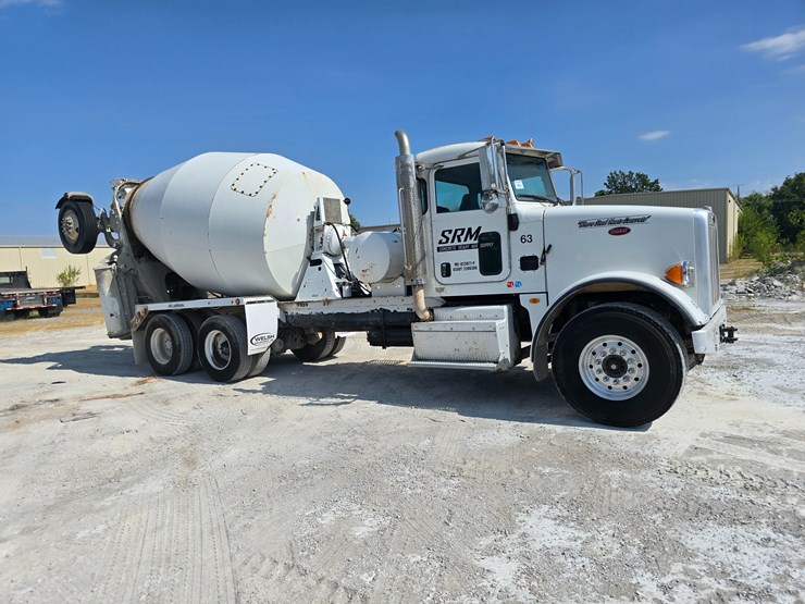 2014-peterbilt-365-image-44