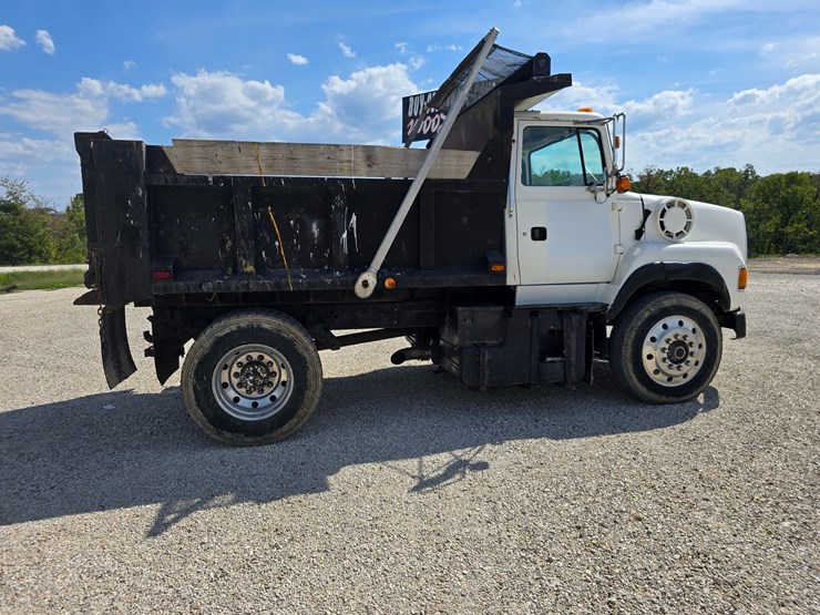 1994-ford-lta9000-image-32