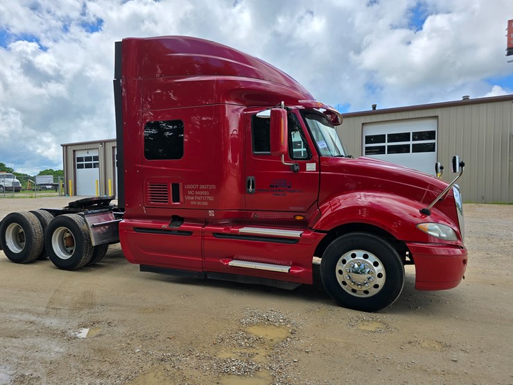 2015-international-prostar-image-30