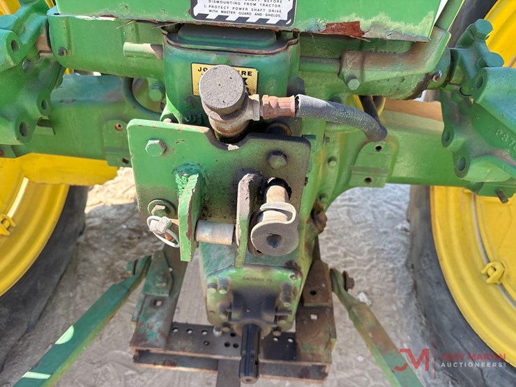 1954-john-deere-70-image-10