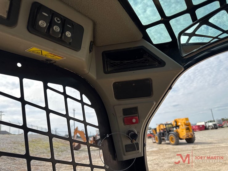 2019-caterpillar-289d-image-11