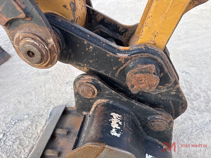 2018-caterpillar-305e2-cr-image-11