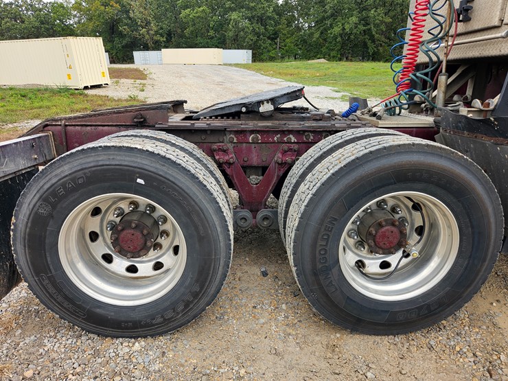 2000-kenworth-w900-image-84