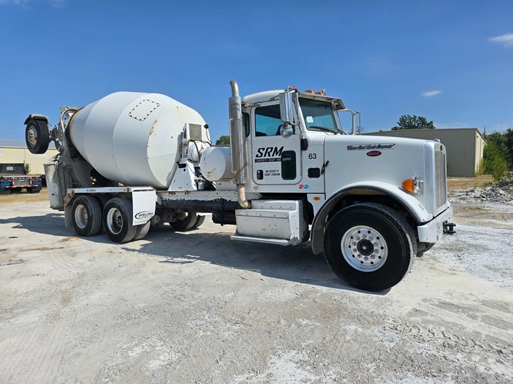 2014-peterbilt-365-image-43