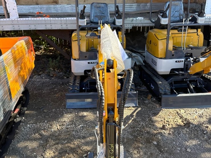 new-sd-lanch-co-diesel-mini-excavator-model-sdle20-image-2