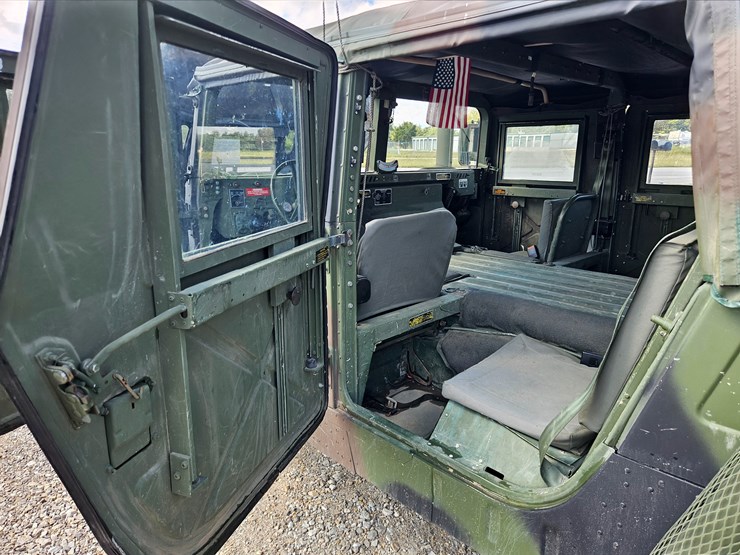 1989-am-general-m998-image-50