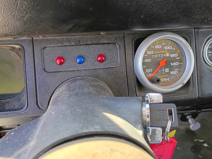 1995-jeep-wrangler-image-44