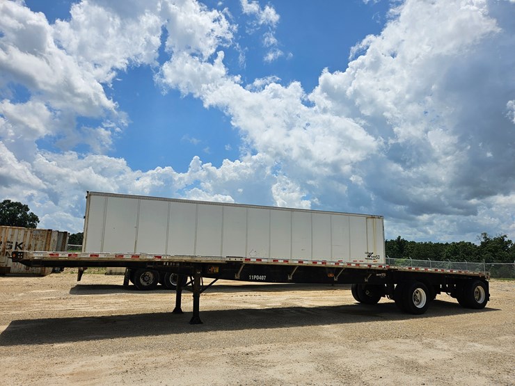 2011-great-dane-flatbed-image-16