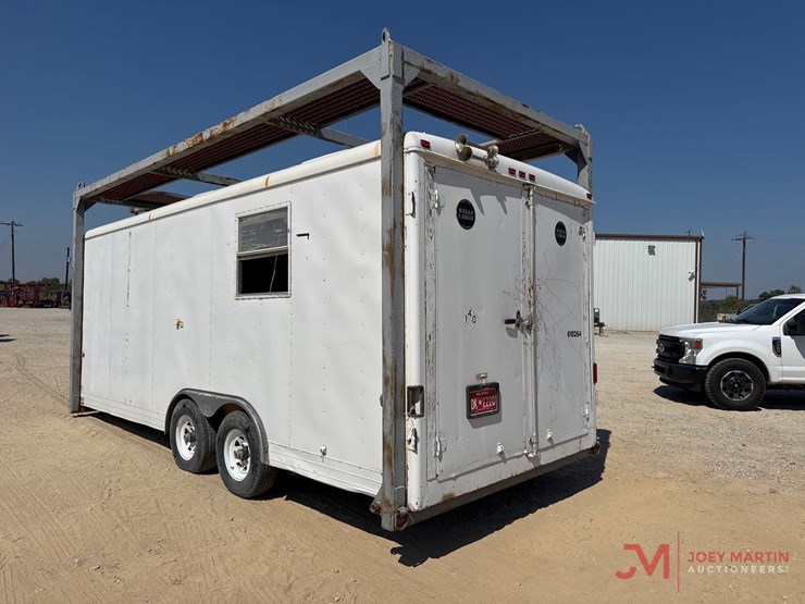 2005-cargo-wells-image-3