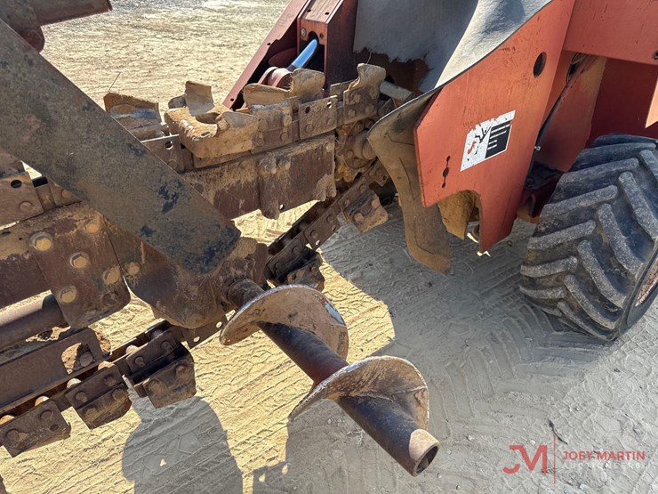 ditch-witch-5110-image-11