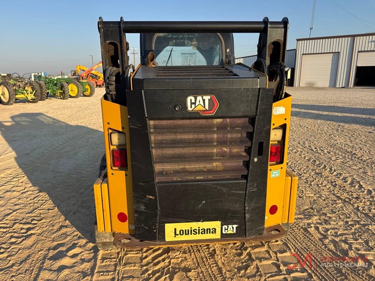 2021-caterpillar-259d3-image-12