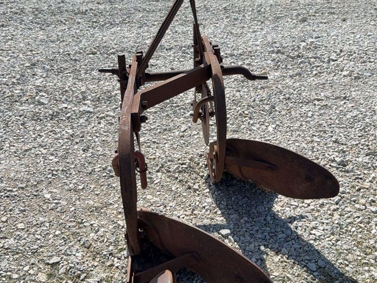 2-bottom-plow-image-4